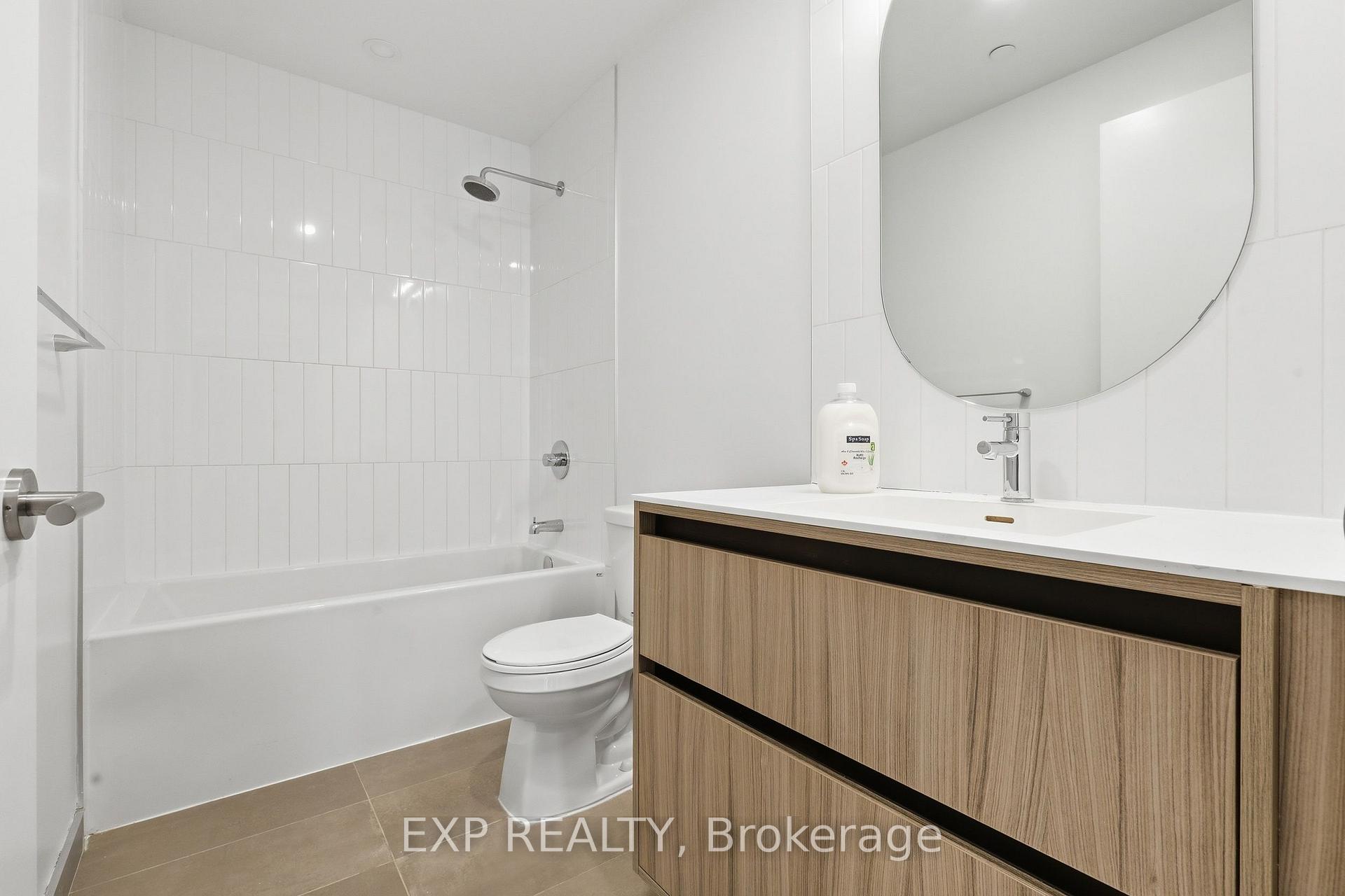 Photo 7 of Unit 625, 7950 Bathurst Street, Vaughan, Beverley Glen — HOMEH