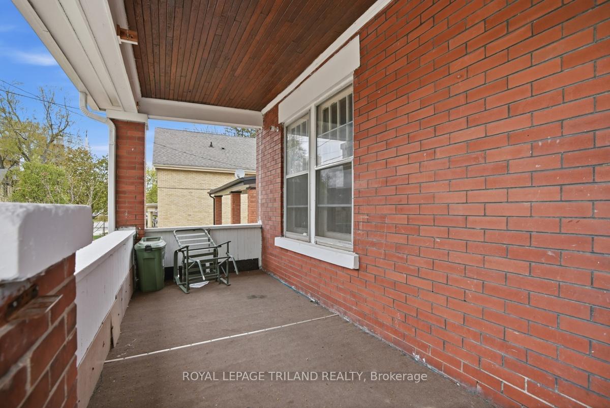 Photo 4 of 98 Cartwright Street, London, East F — HOMEH