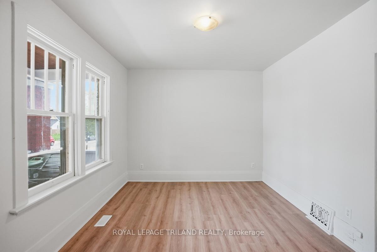 Photo 6 of 98 Cartwright Street, London, East F — HOMEH