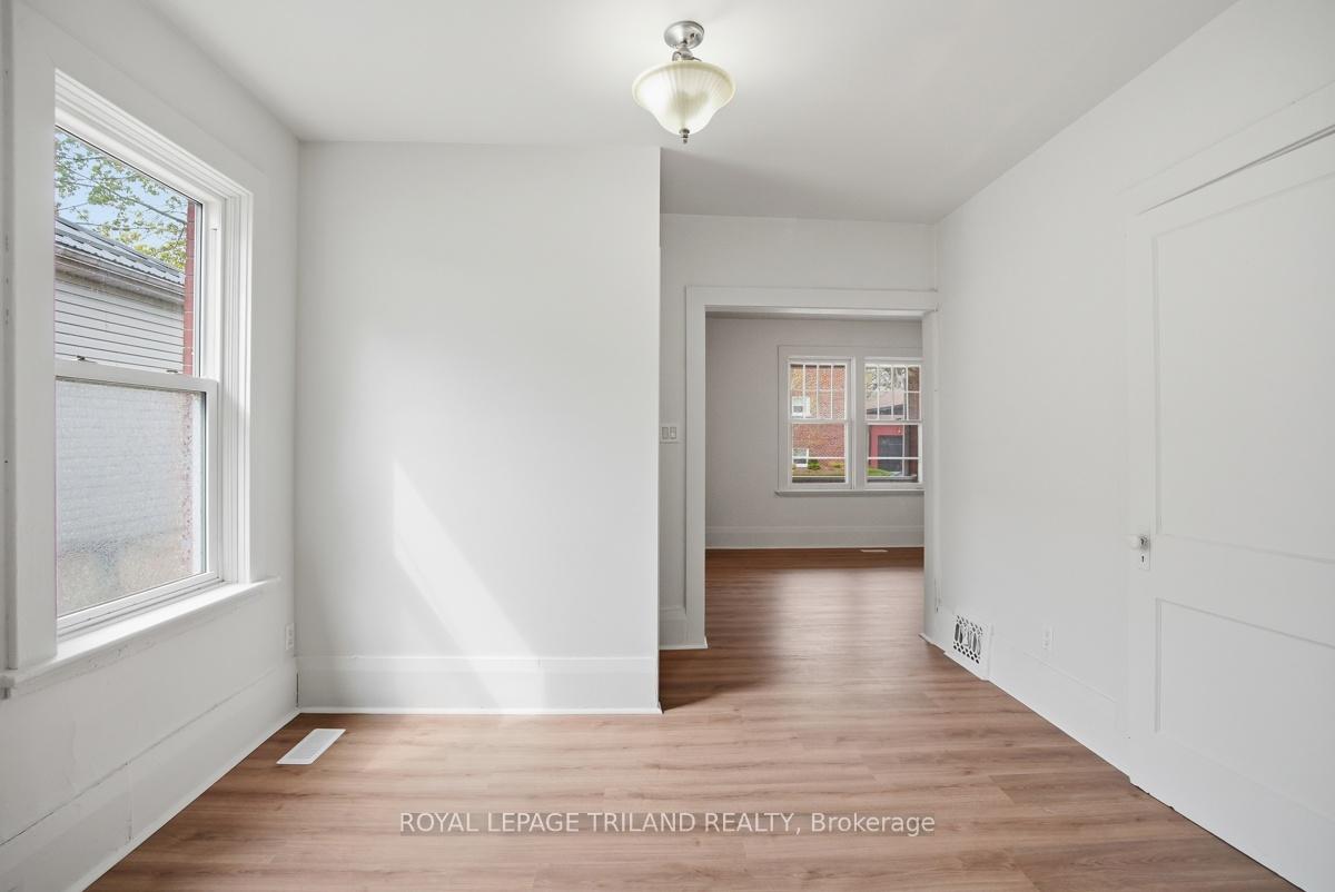 Photo 9 of 98 Cartwright Street, London, East F — HOMEH