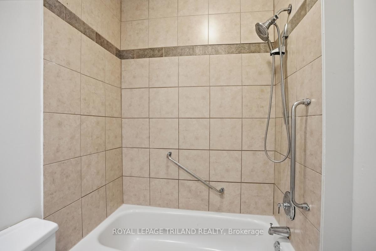 Photo 22 of 98 Cartwright Street, London, East F — HOMEH