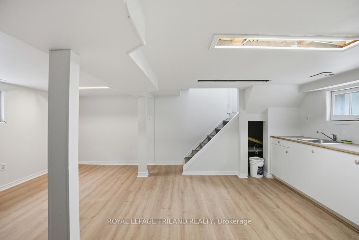Photo 23 of 98 Cartwright Street, London, East F — HOMEH
