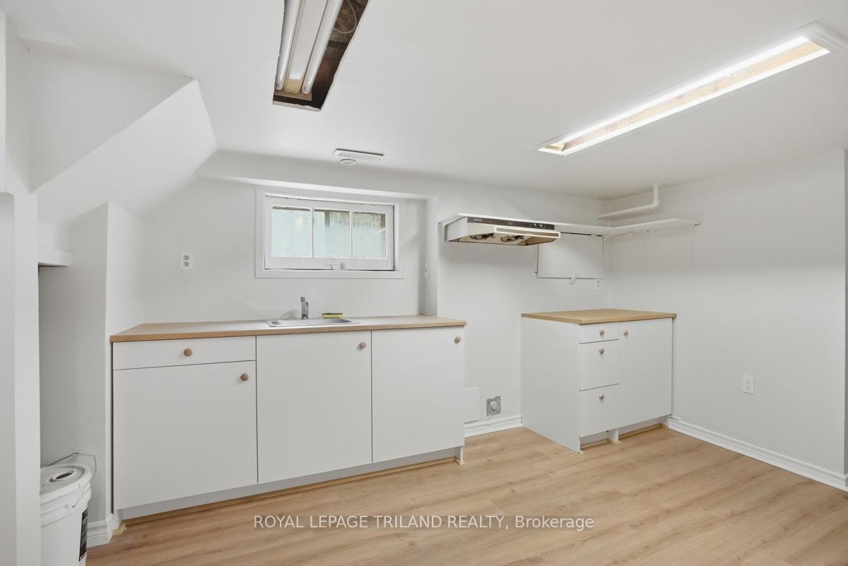 Photo 25 of 98 Cartwright Street, London, East F — HOMEH