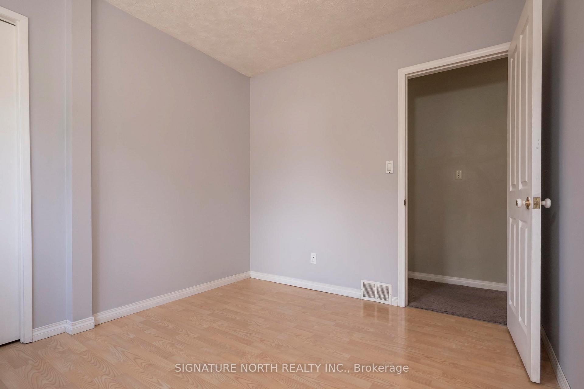 Photo 31 of 1439 Louis Street, Thunder Bay, John Street South — HOMEH