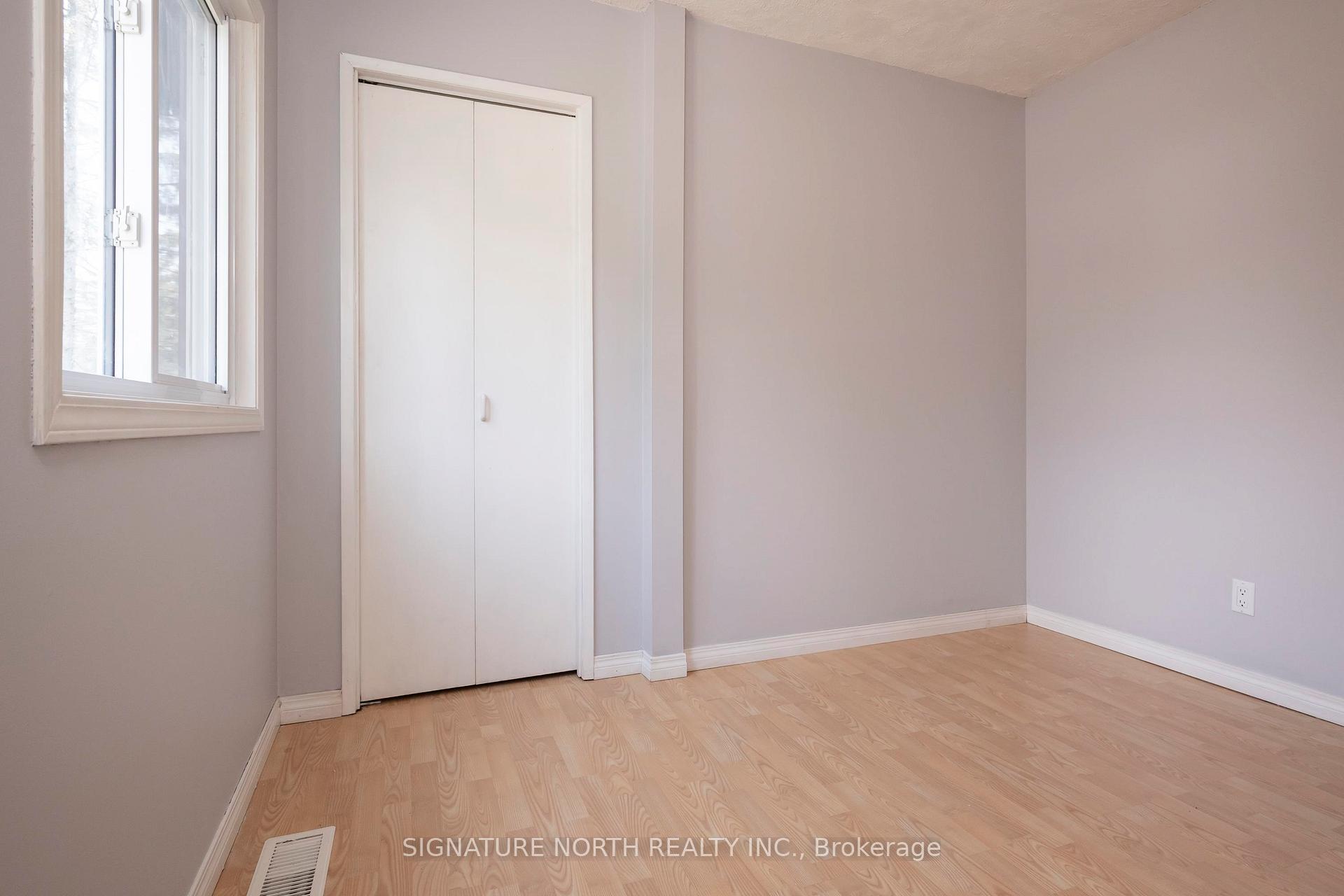 Photo 32 of 1439 Louis Street, Thunder Bay, John Street South — HOMEH