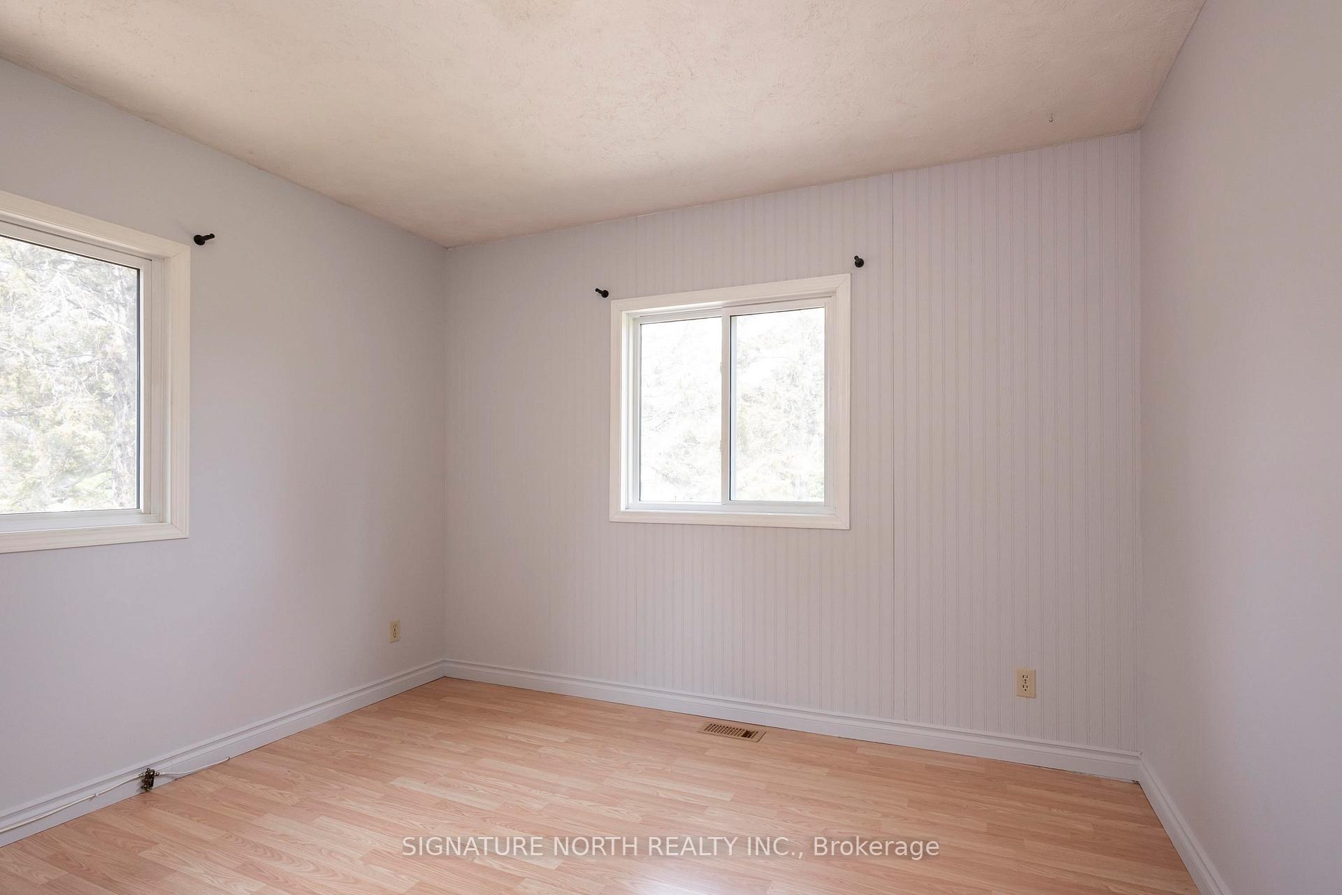 Photo 33 of 1439 Louis Street, Thunder Bay, John Street South — HOMEH