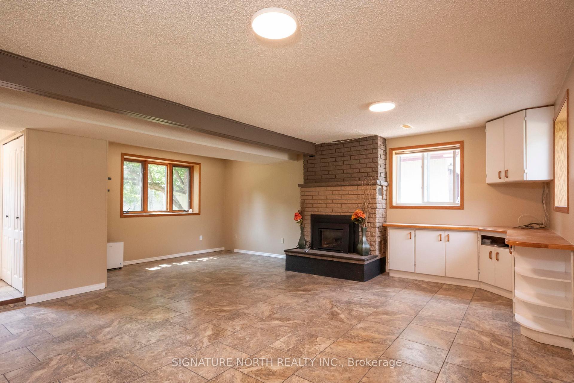 Photo 39 of 1439 Louis Street, Thunder Bay, John Street South — HOMEH