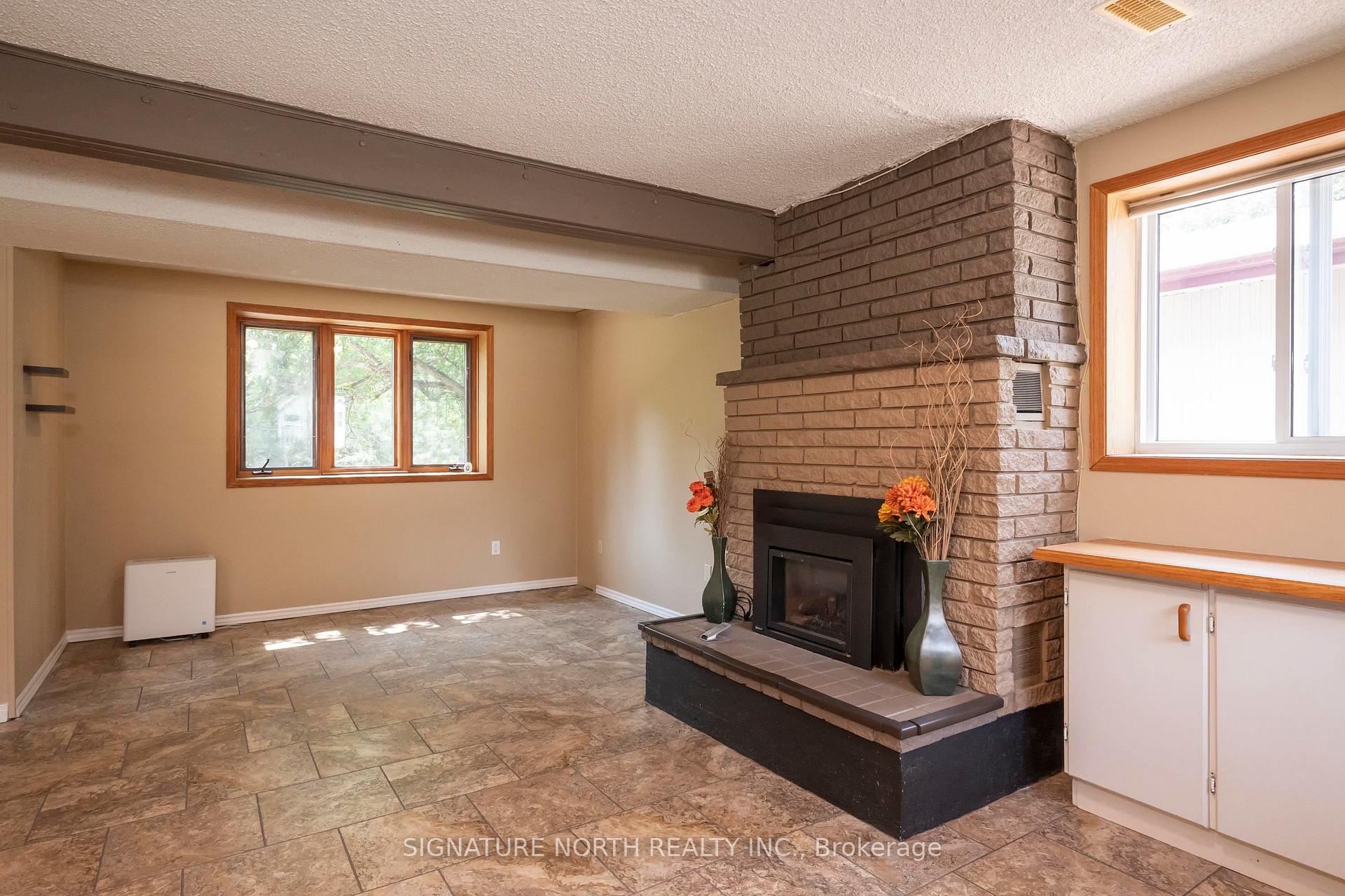 Photo 40 of 1439 Louis Street, Thunder Bay, John Street South — HOMEH