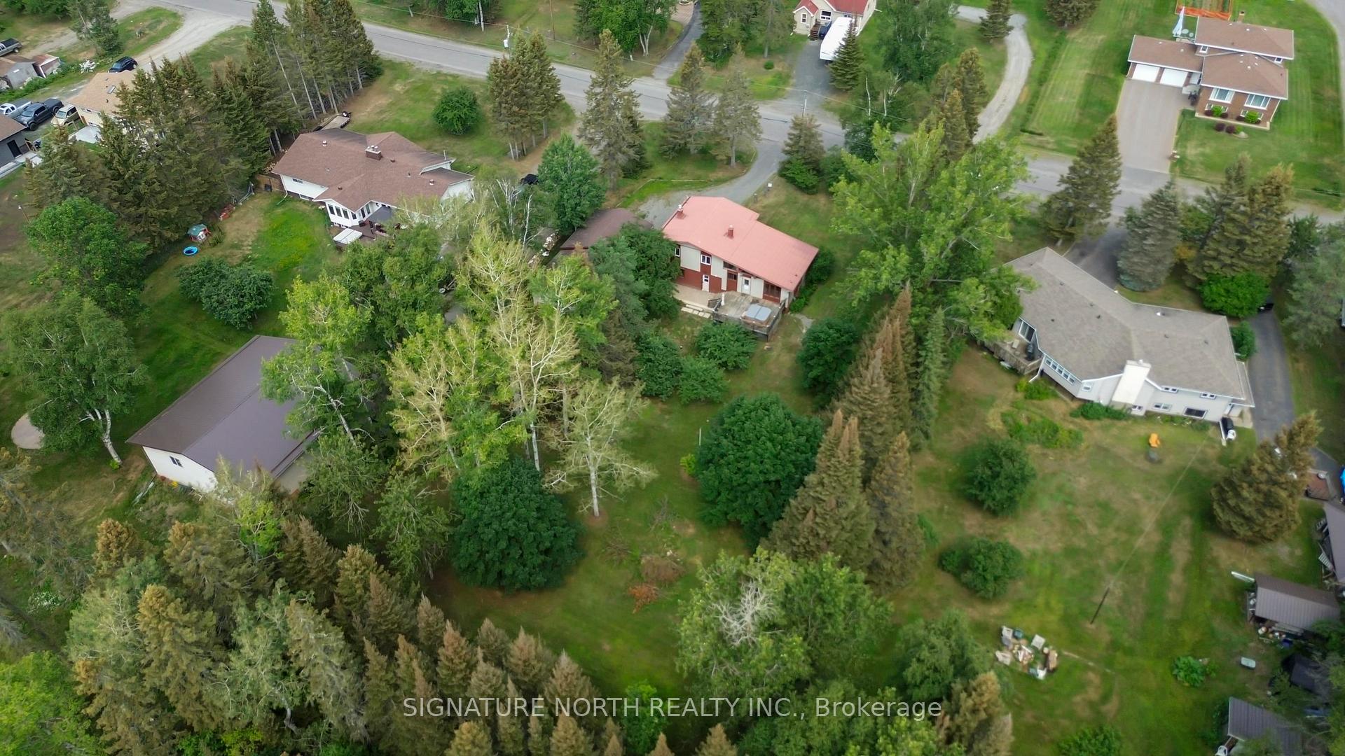 Photo 50 of 1439 Louis Street, Thunder Bay, John Street South — HOMEH