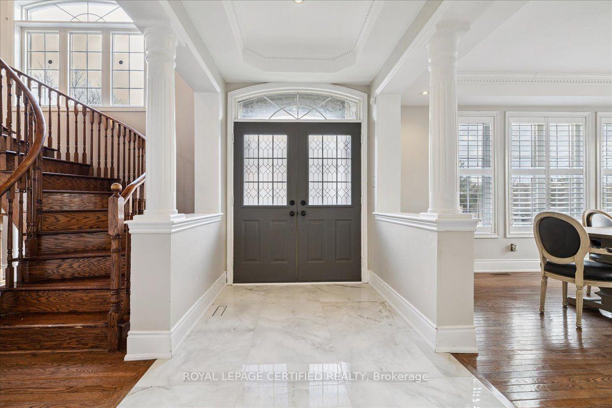 Photo 4 of 2523 Highmount Crescent, Oakville, Westmount — HOMEH