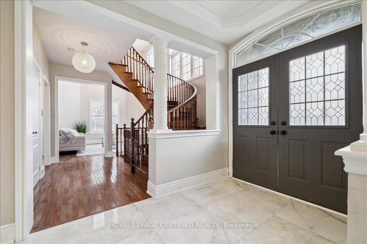 Photo 6 of 2523 Highmount Crescent, Oakville, Westmount — HOMEH