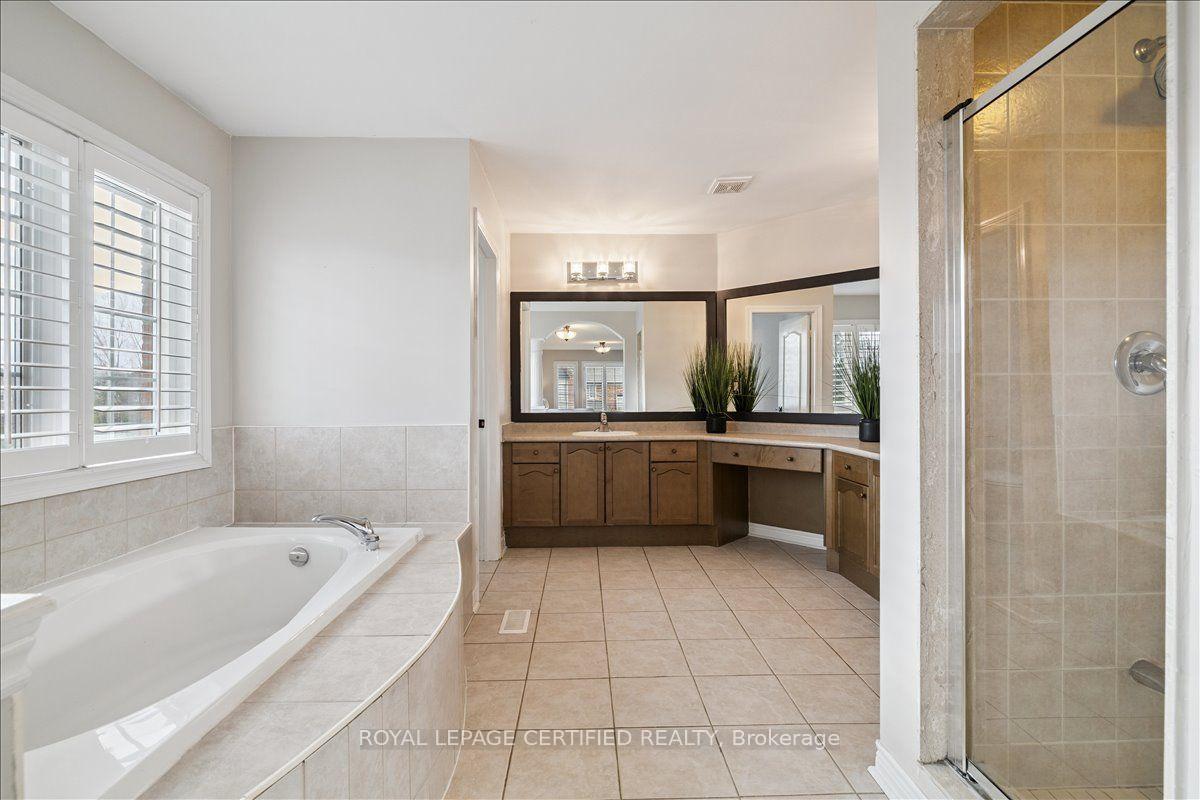 Photo 36 of 2523 Highmount Crescent, Oakville, Westmount — HOMEH