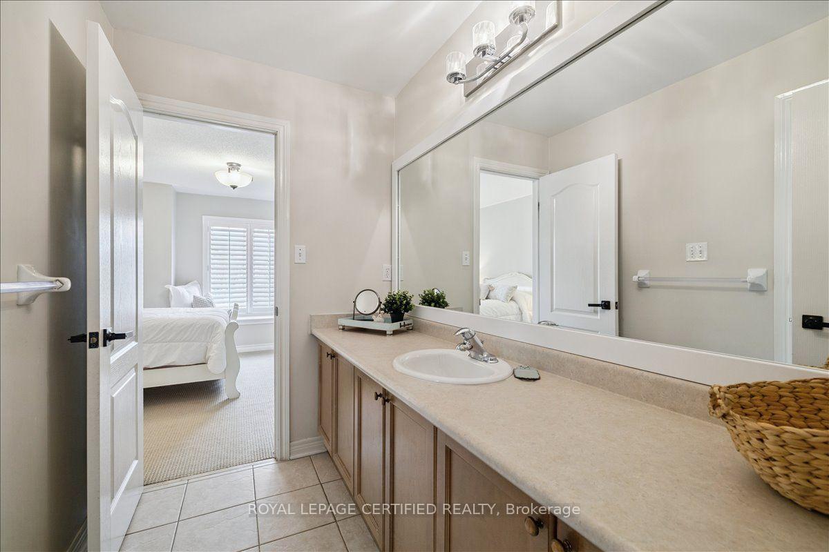 Photo 43 of 2523 Highmount Crescent, Oakville, Westmount — HOMEH