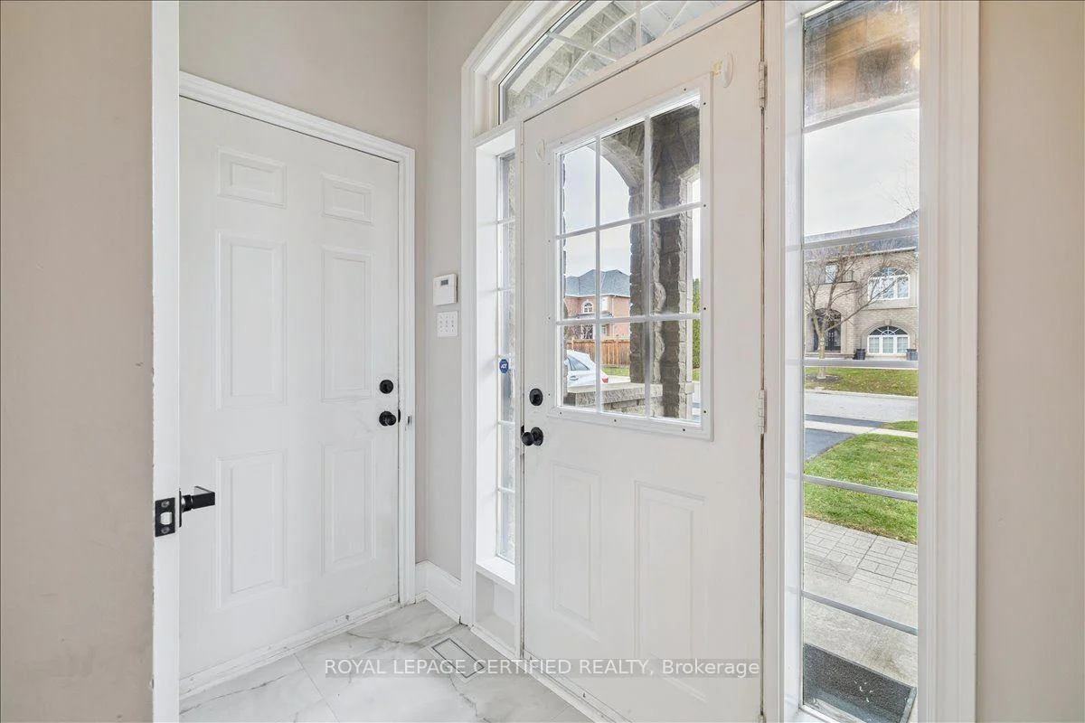 Photo 32 of 2523 Highmount Crescent, Oakville, Westmount — HOMEH