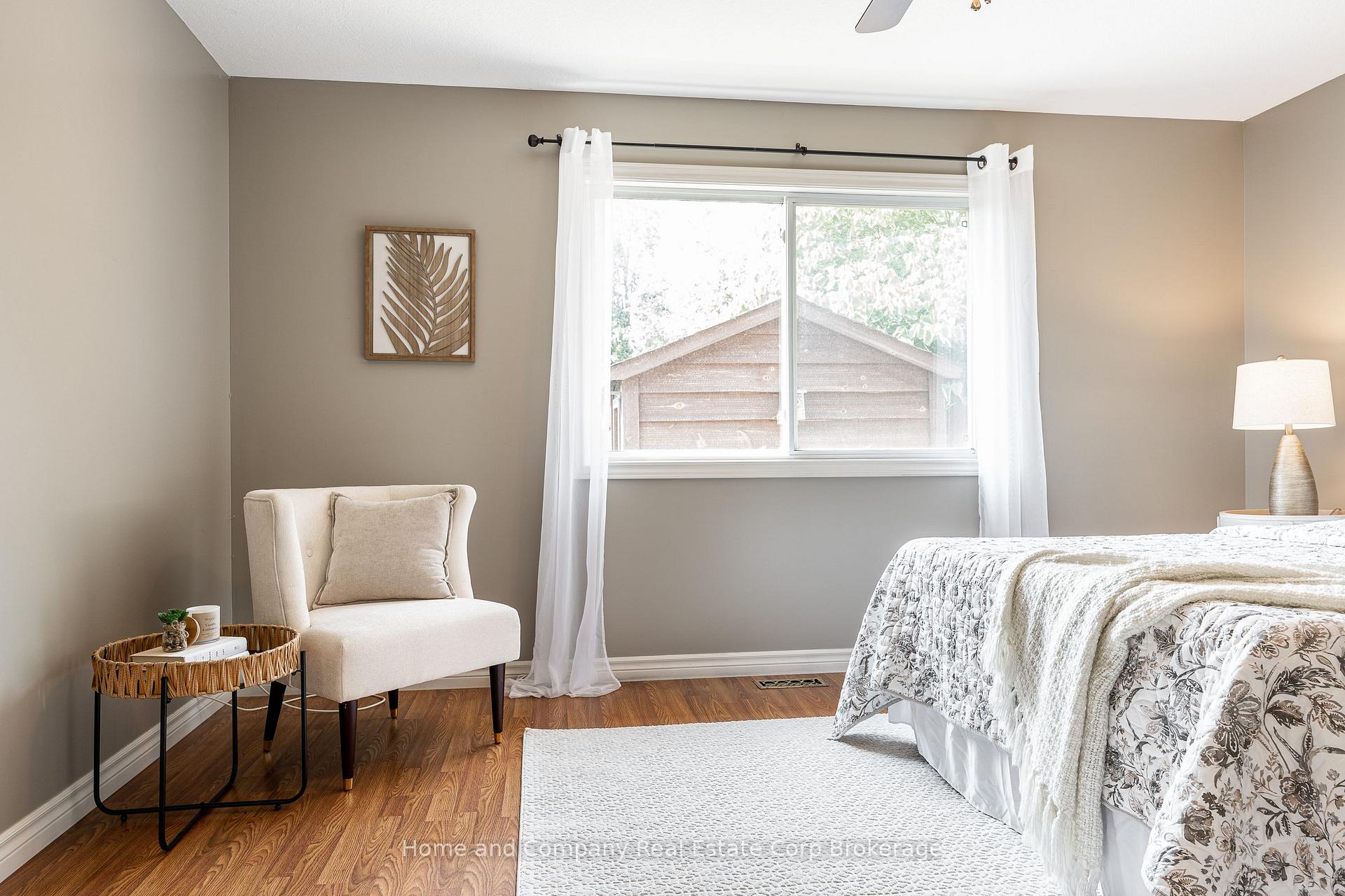 Photo 22 of 354 Dufferin Street, Stratford — HOMEH