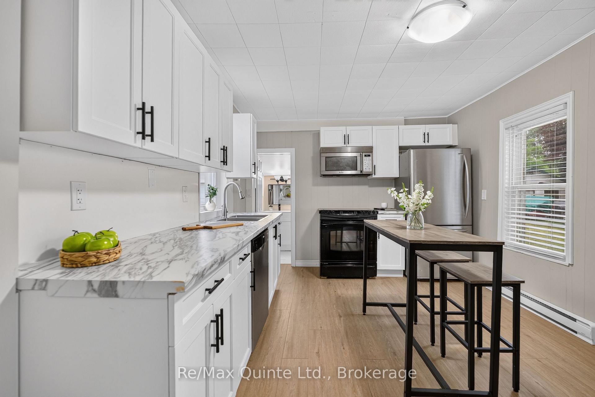 Photo 5 of 55 George Street, Belleville, Belleville Ward — HOMEH