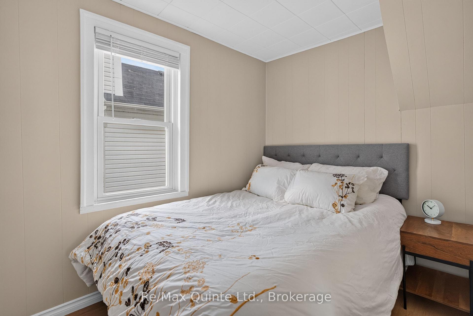 Photo 15 of 55 George Street, Belleville, Belleville Ward — HOMEH