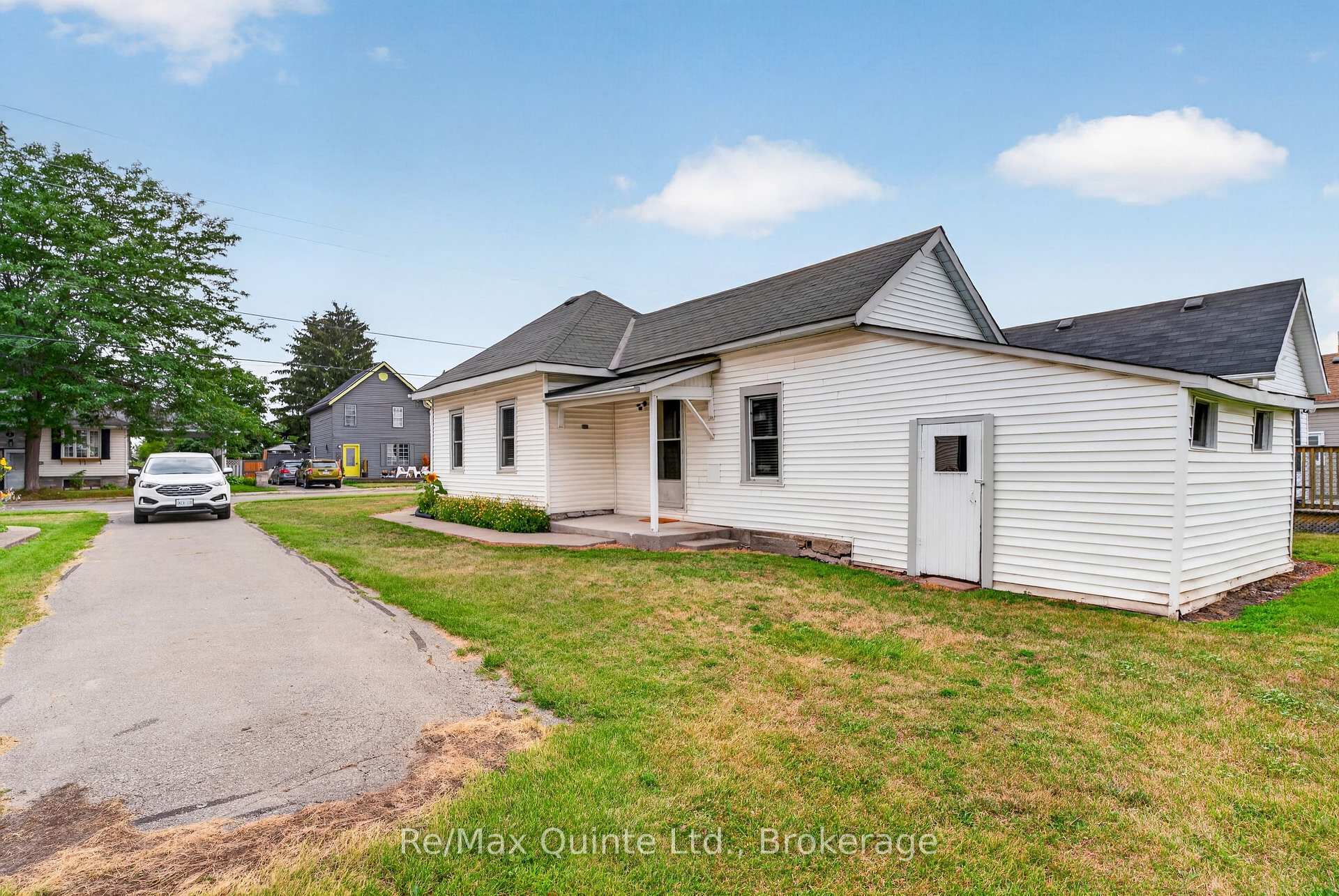 Photo 20 of 55 George Street, Belleville, Belleville Ward — HOMEH