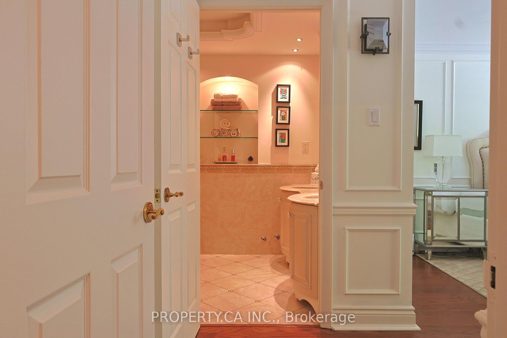 Photo 21 of Unit 203, 18 Lower Village Gate, Toronto, Forest Hill South — HOMEH