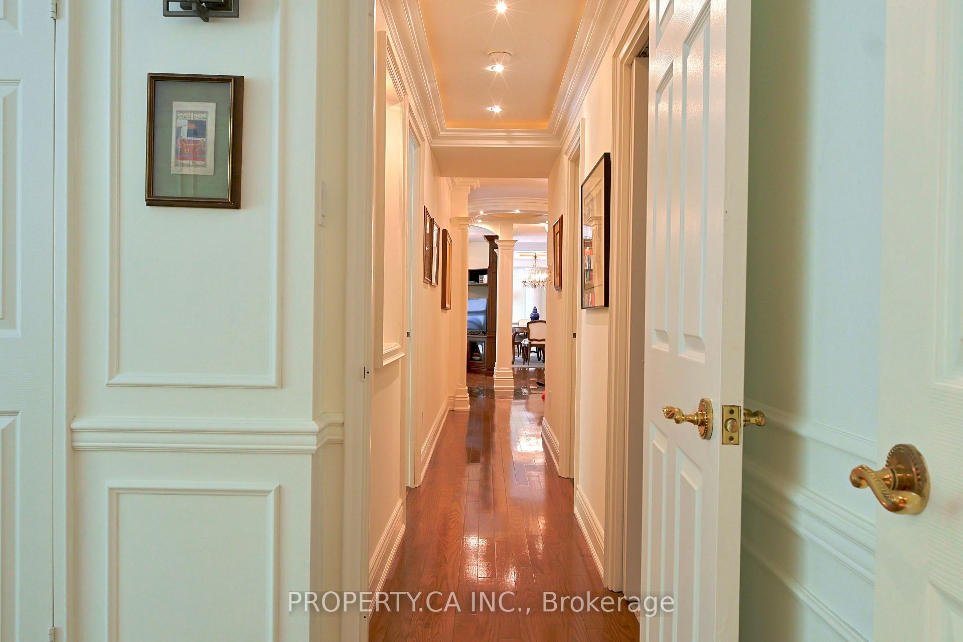 Photo 24 of Unit 203, 18 Lower Village Gate, Toronto, Forest Hill South — HOMEH