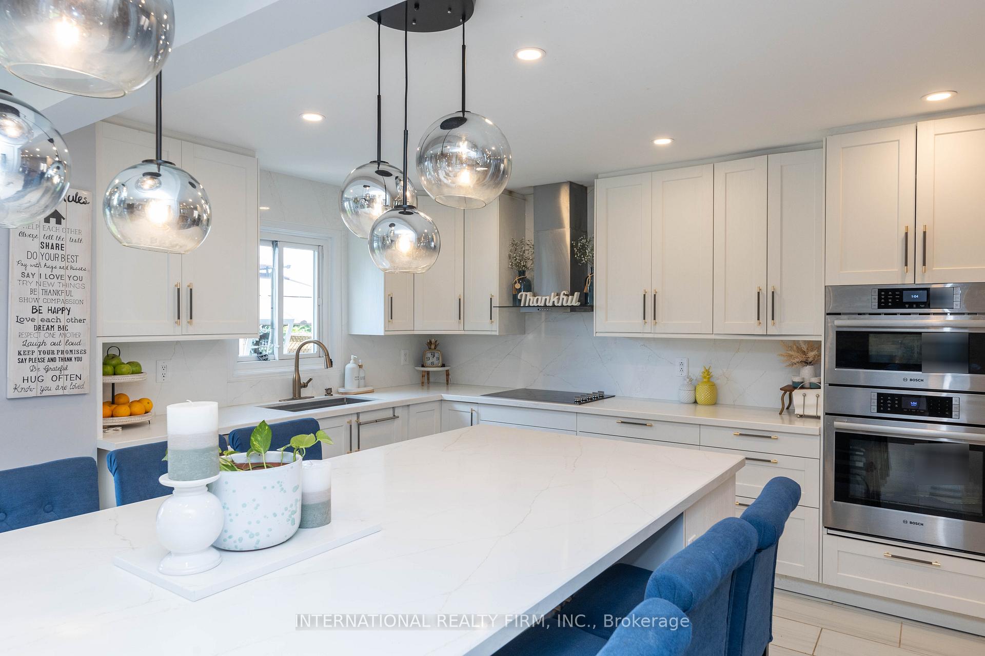 Photo 18 of 2 Hook Court, Barrie, West Bayfield — HOMEH
