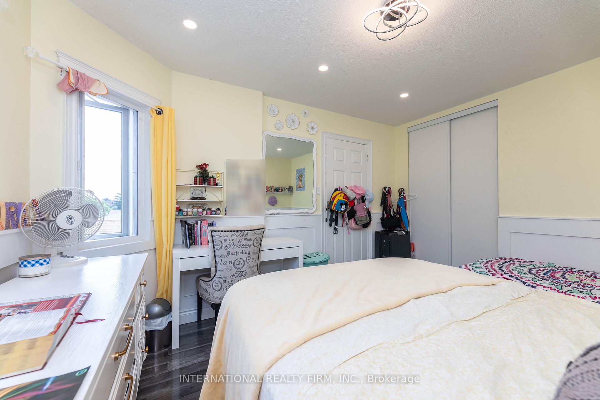 Photo 31 of 2 Hook Court, Barrie, West Bayfield — HOMEH