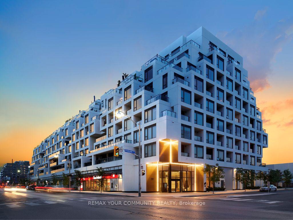 Front of Unit 208, 280 Howland Avenue