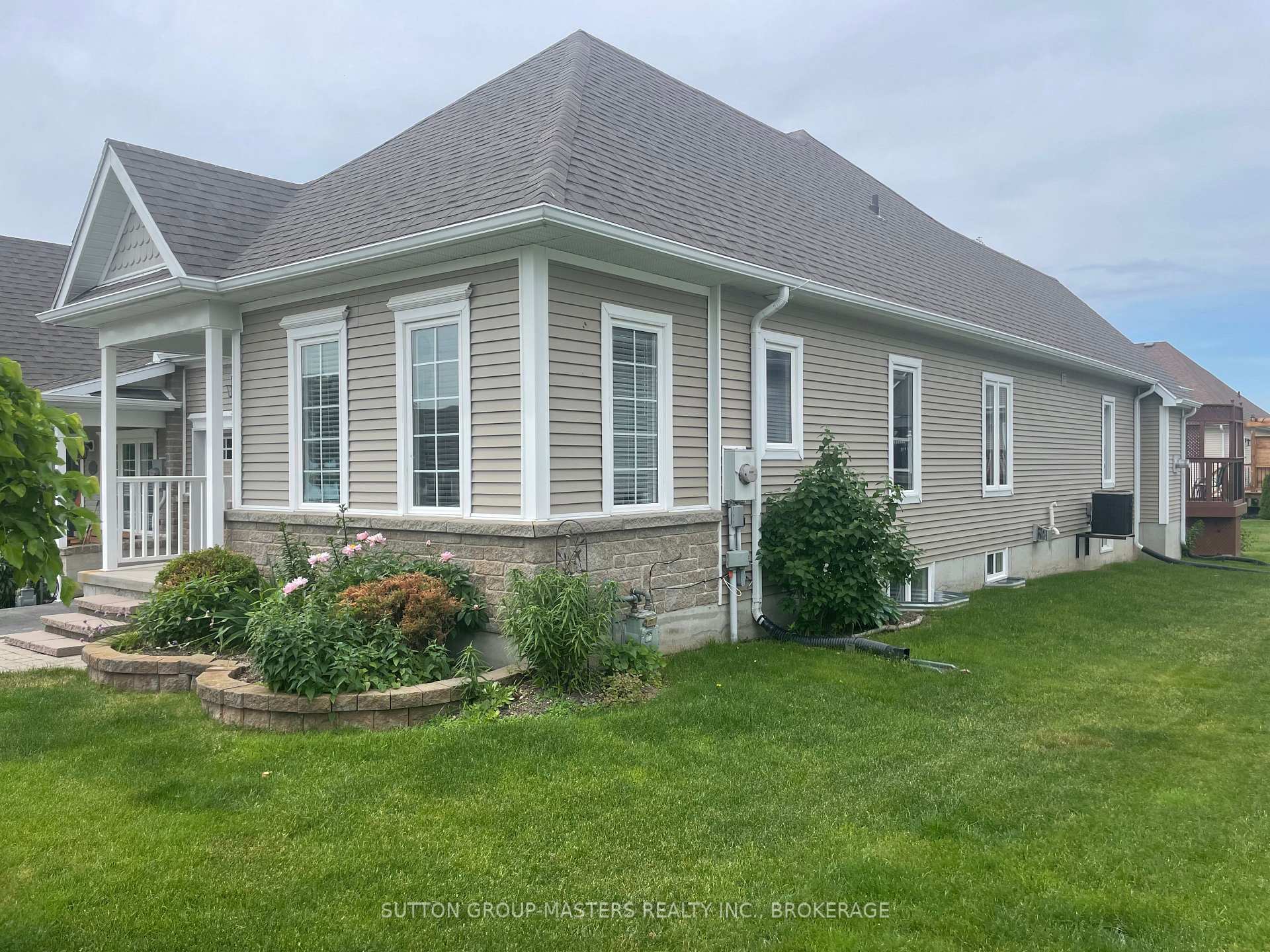 Photo 3 of 133 Britannia Crescent, Loyalist, Bath — HOMEH