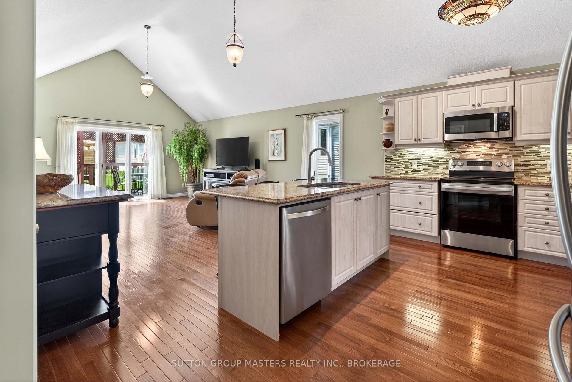 Photo 5 of 133 Britannia Crescent, Loyalist, Bath — HOMEH