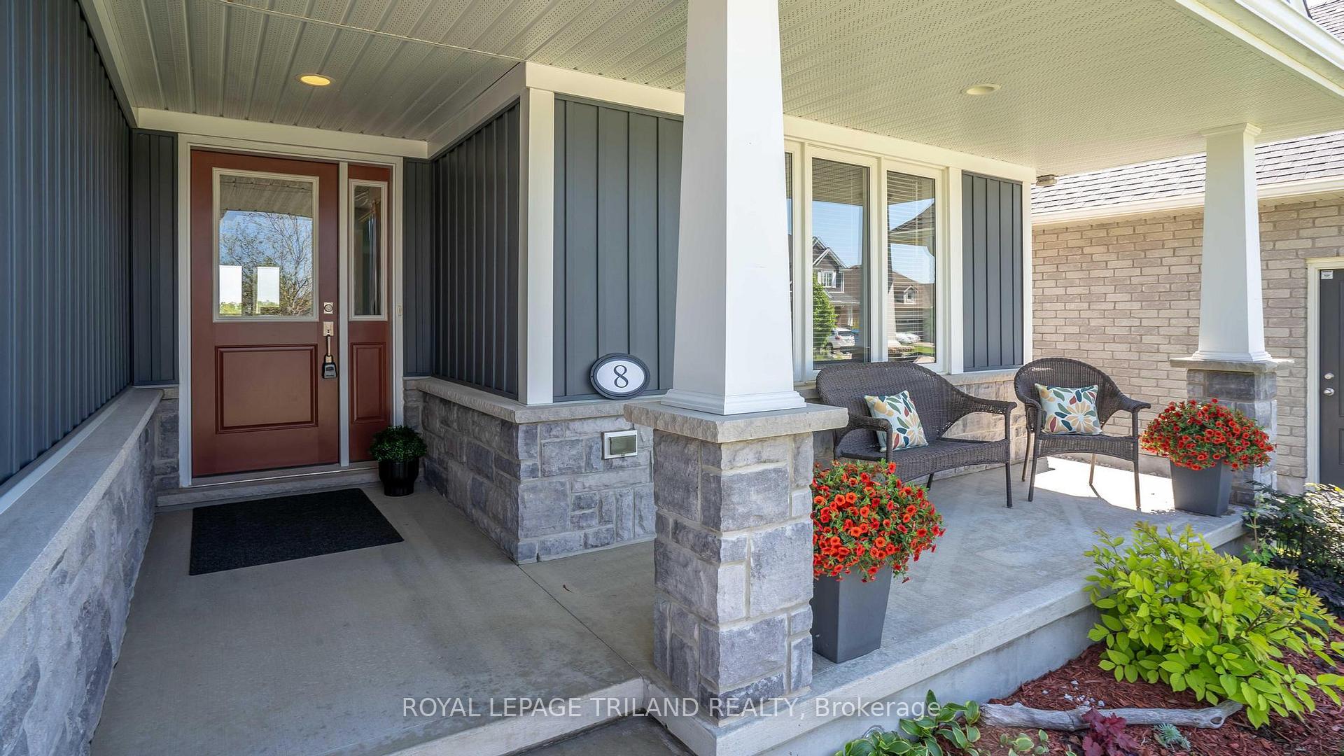 Photo 3 of 8 Melrose Court, St. Thomas — HOMEH