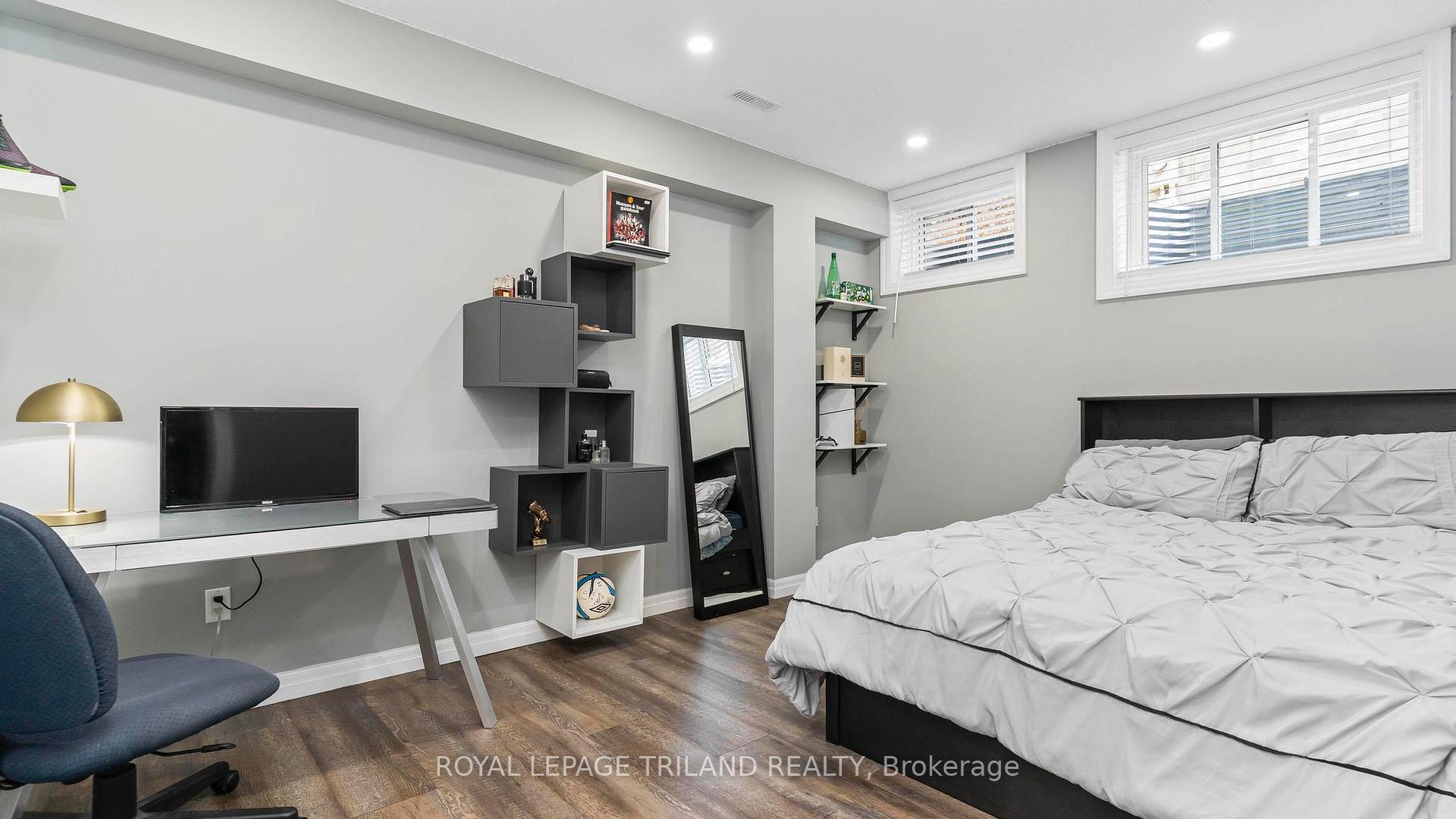 Photo 33 of 8 Melrose Court, St. Thomas — HOMEH
