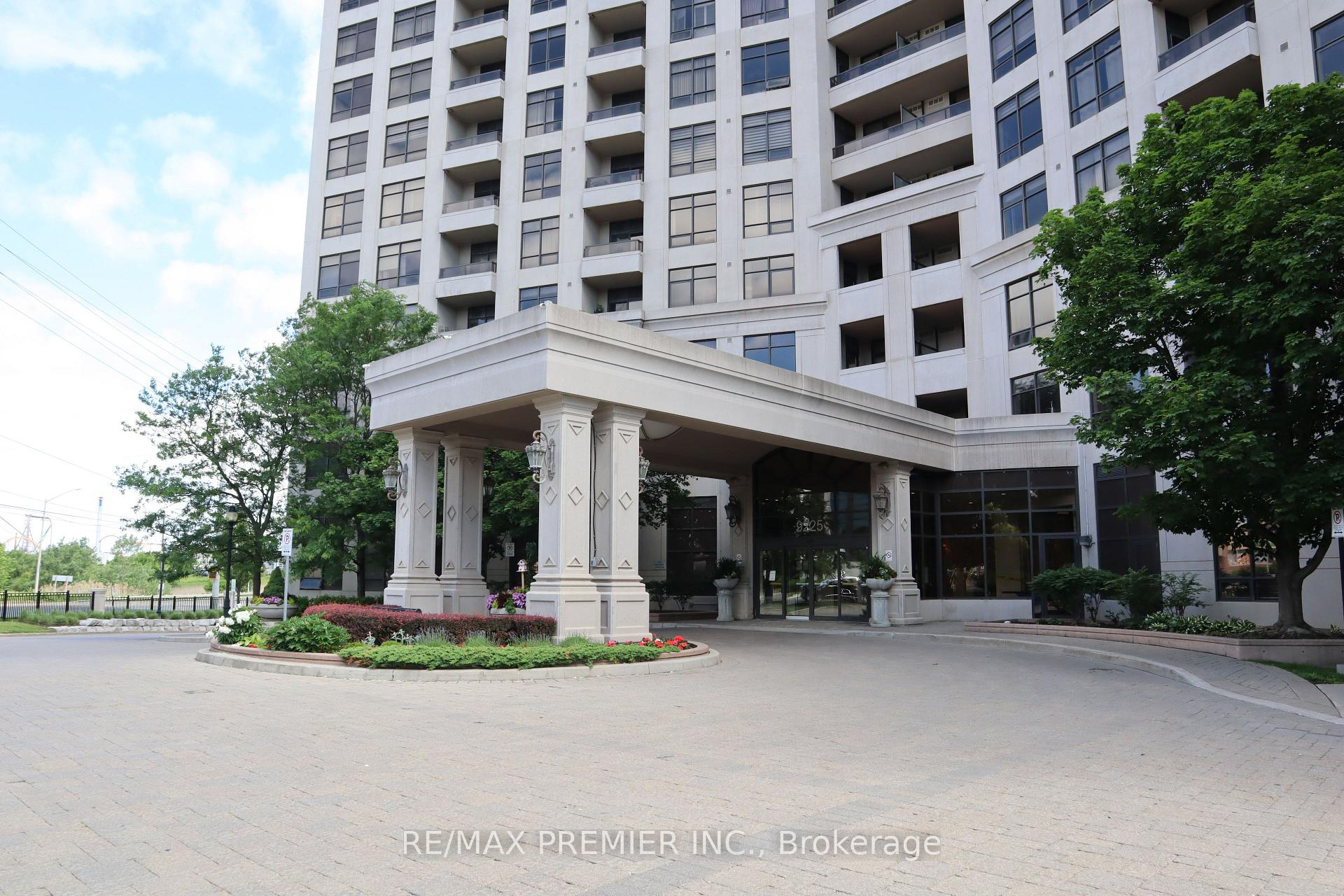 Photo 1 of Unit 1506, 9225 Jane Street, Vaughan, Maple — HOMEH