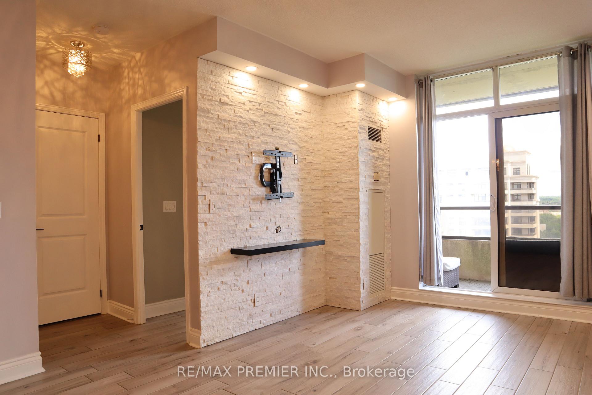 Photo 11 of Unit 1506, 9225 Jane Street, Vaughan, Maple — HOMEH