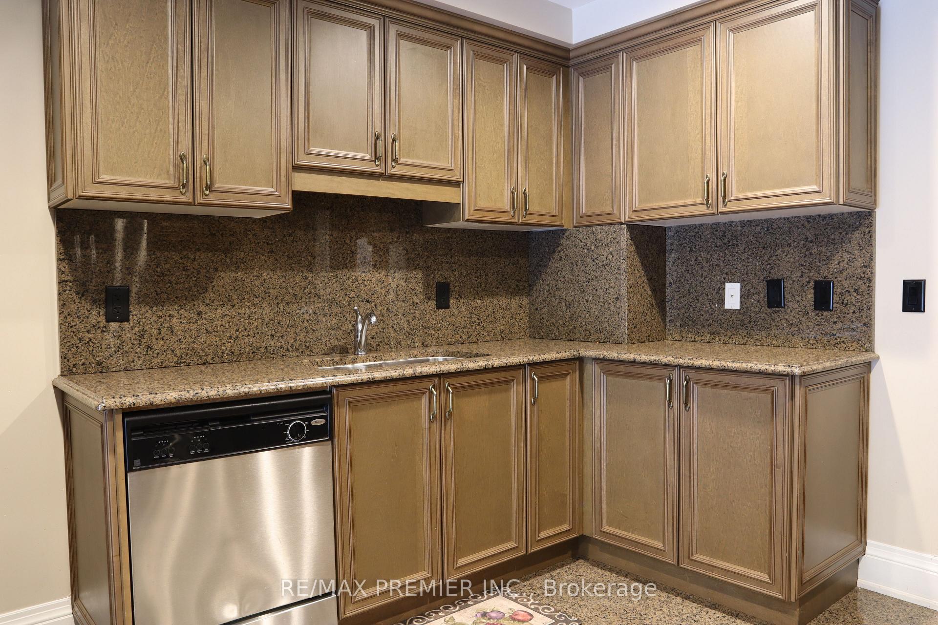 Photo 35 of Unit 1506, 9225 Jane Street, Vaughan, Maple — HOMEH