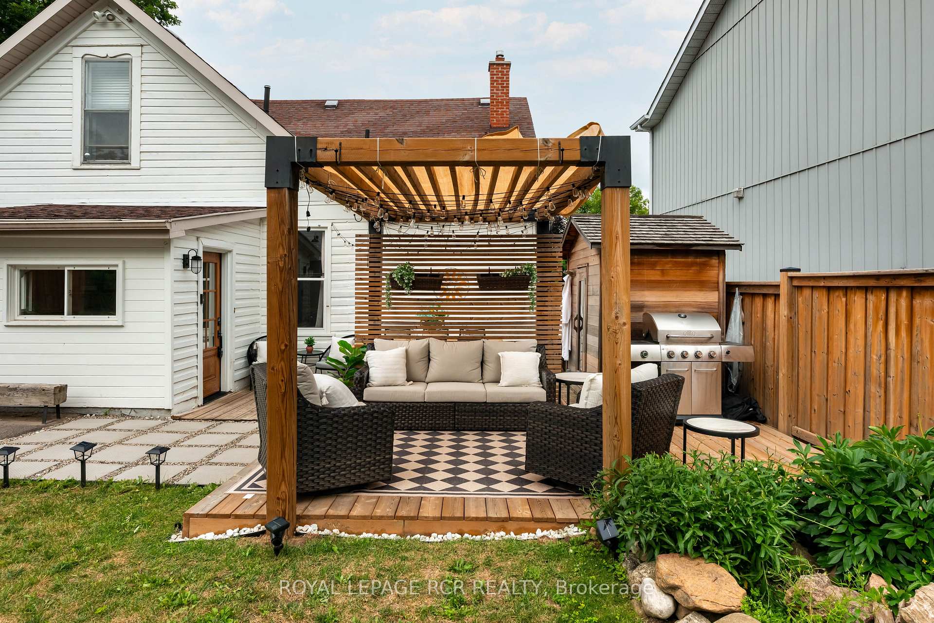 Photo 62 of 22 John Street, Orangeville — HOMEH