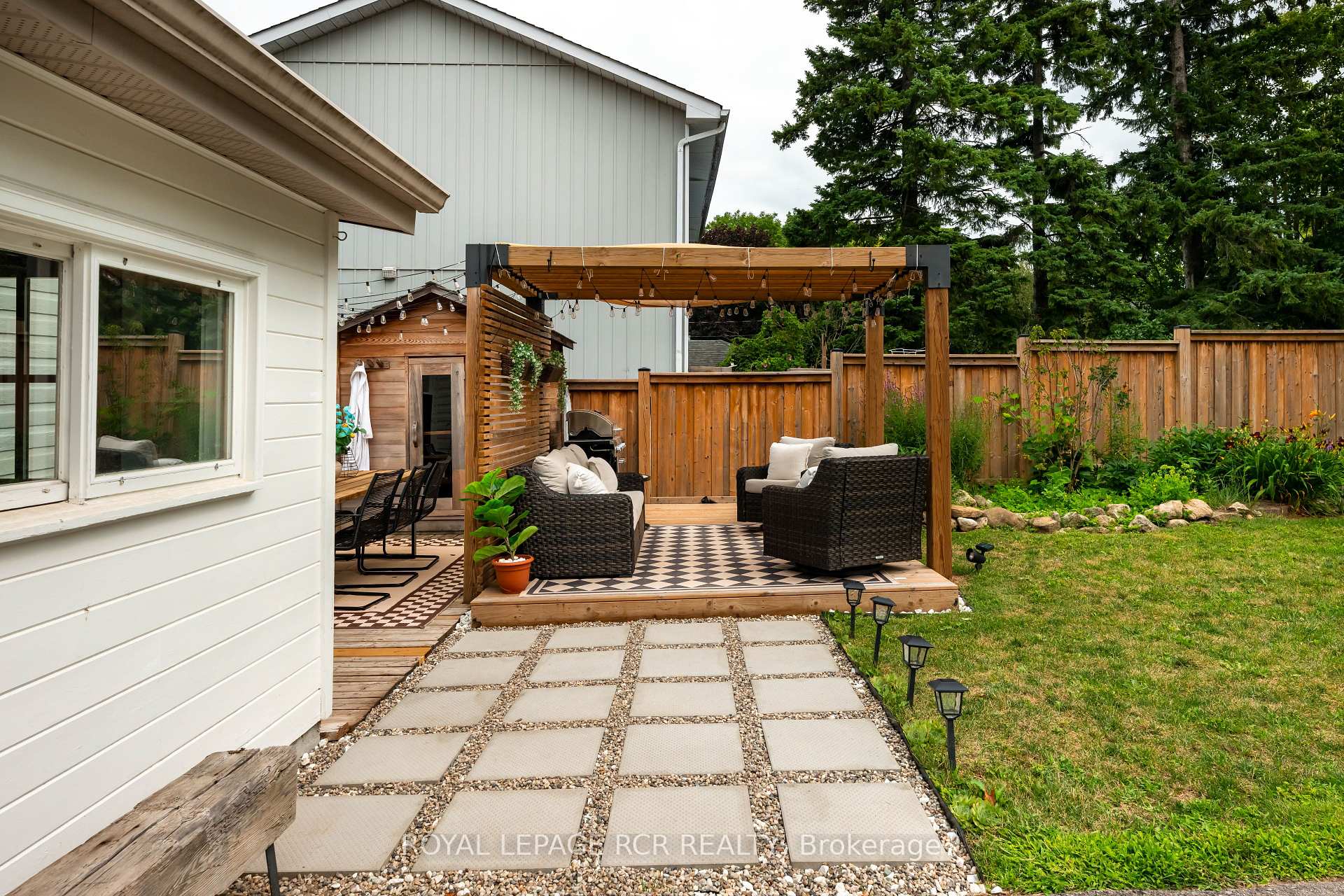 Photo 63 of 22 John Street, Orangeville — HOMEH
