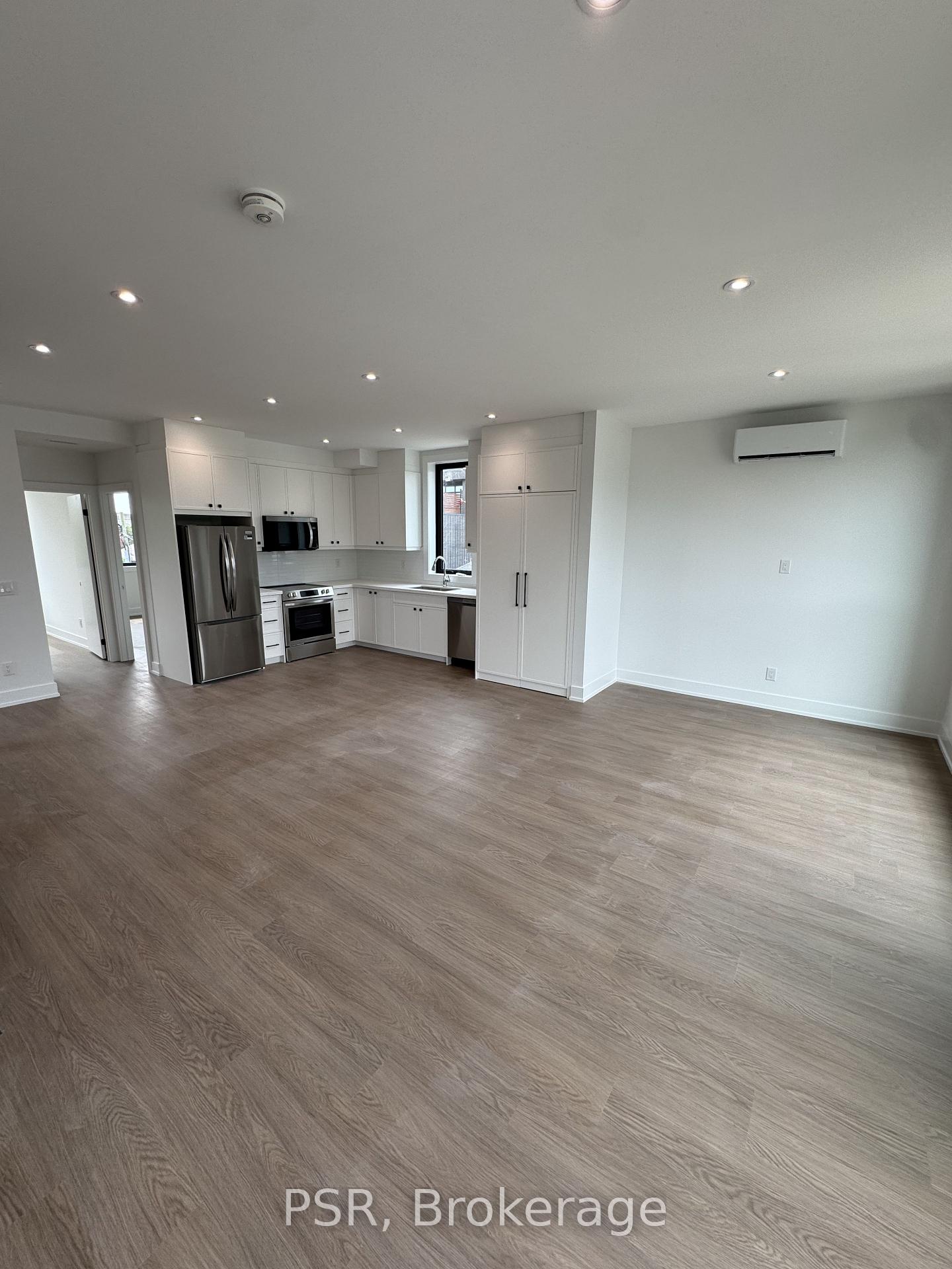 Photo 4 of Unit Upper, 99 Ypres Road, Toronto, Keelesdale-Eglinton West — HOMEH