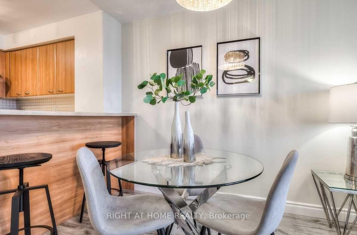 Photo 10 of Unit 2308, 38 Lee Centre Drive, Scarborough, Woburn — HOMEH