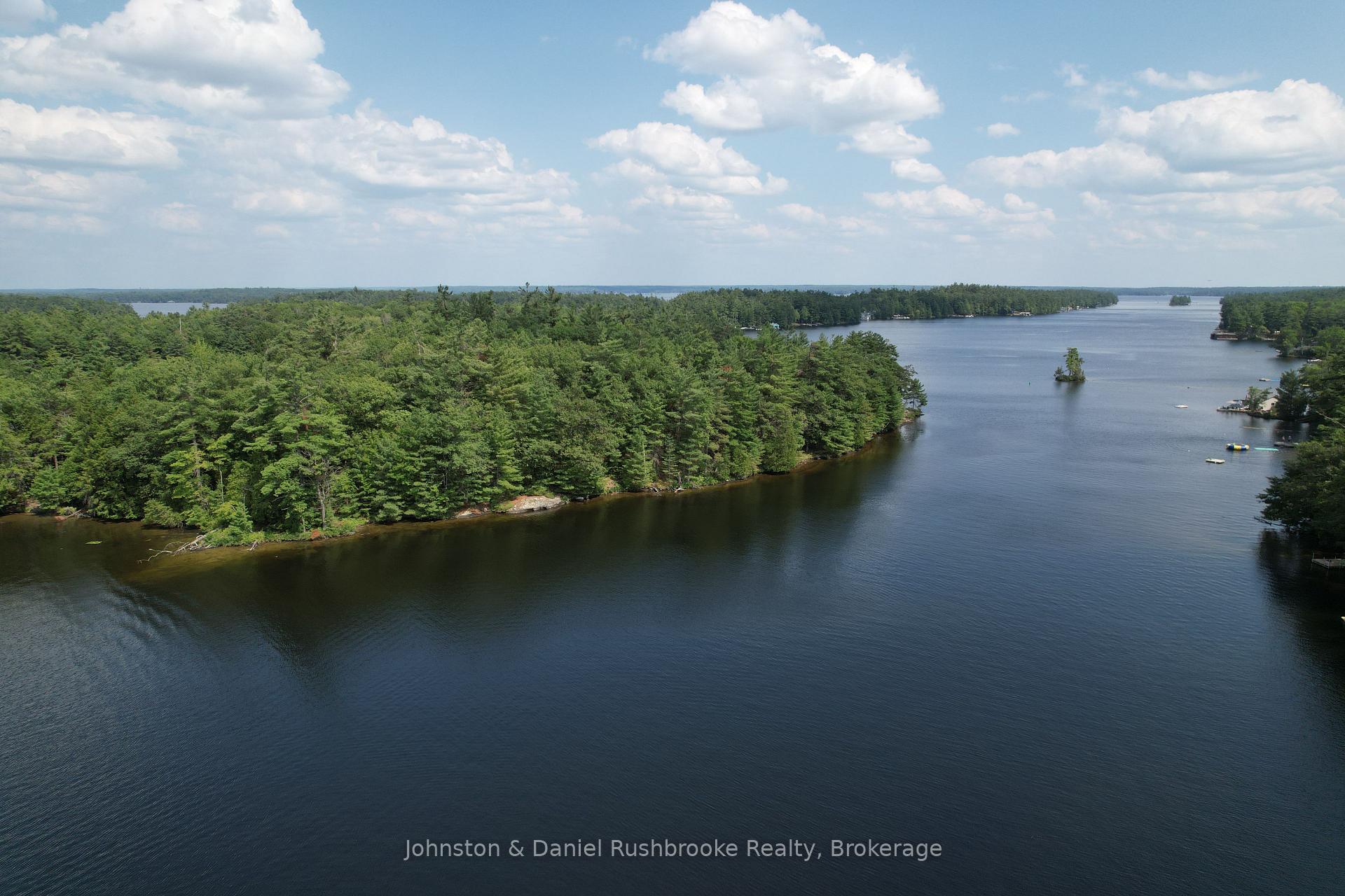 Photo 14 of 2 Island 24LM (Denison), Gravenhurst, Muskoka (S) — HOMEH