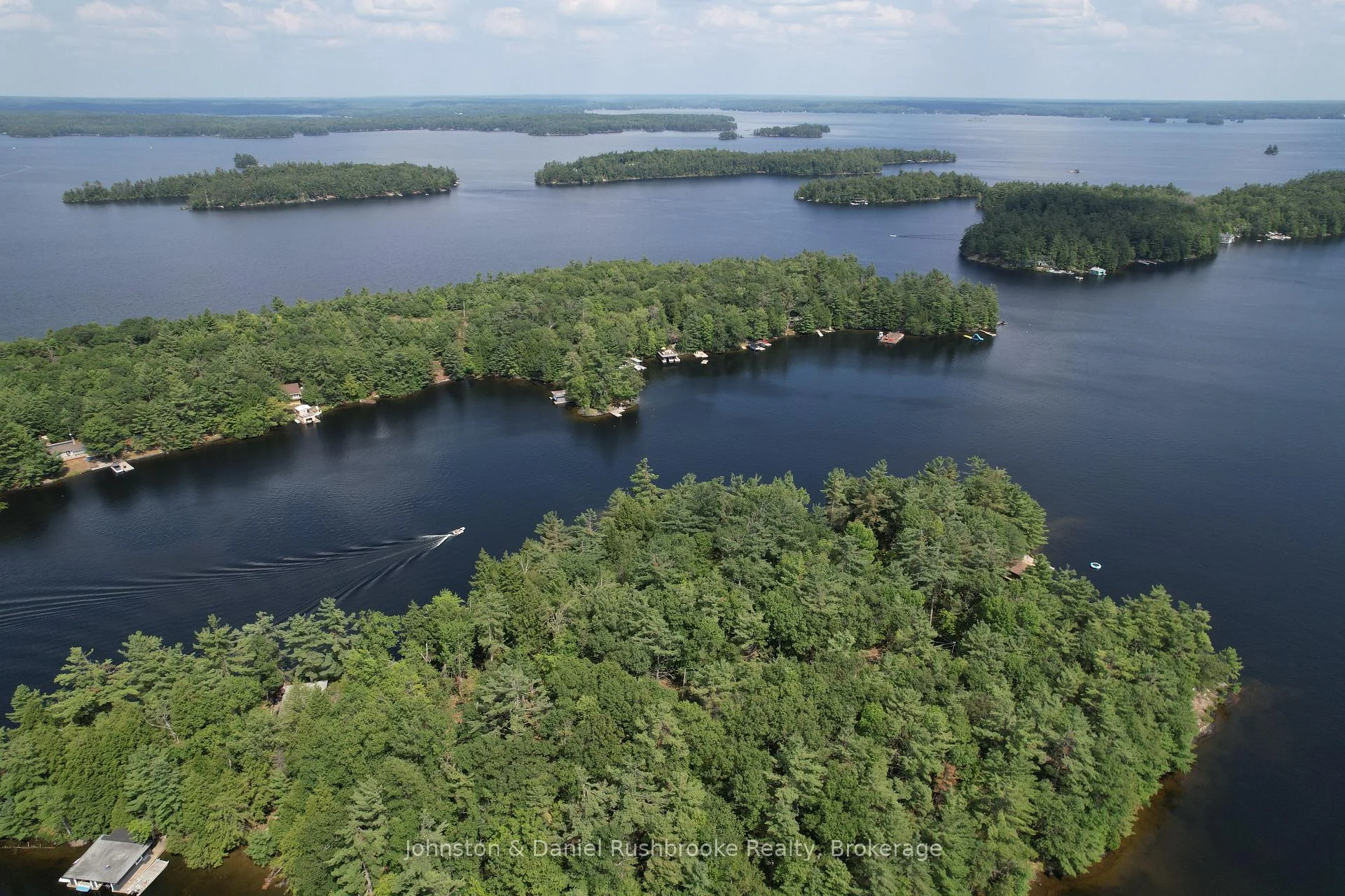 Photo 19 of 2 Island 24LM (Denison), Gravenhurst, Muskoka (S) — HOMEH