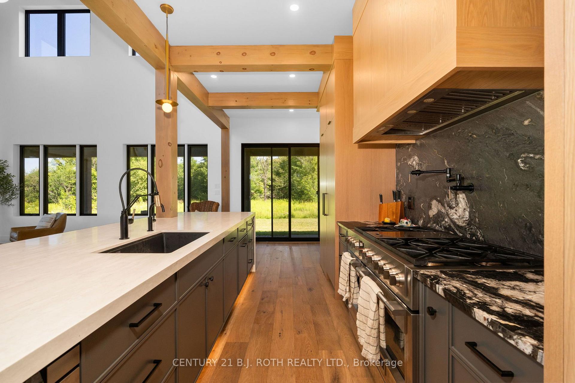 Photo 9 of 2224 Rainbow Valley Road W, Springwater, Rural Springwater — HOMEH