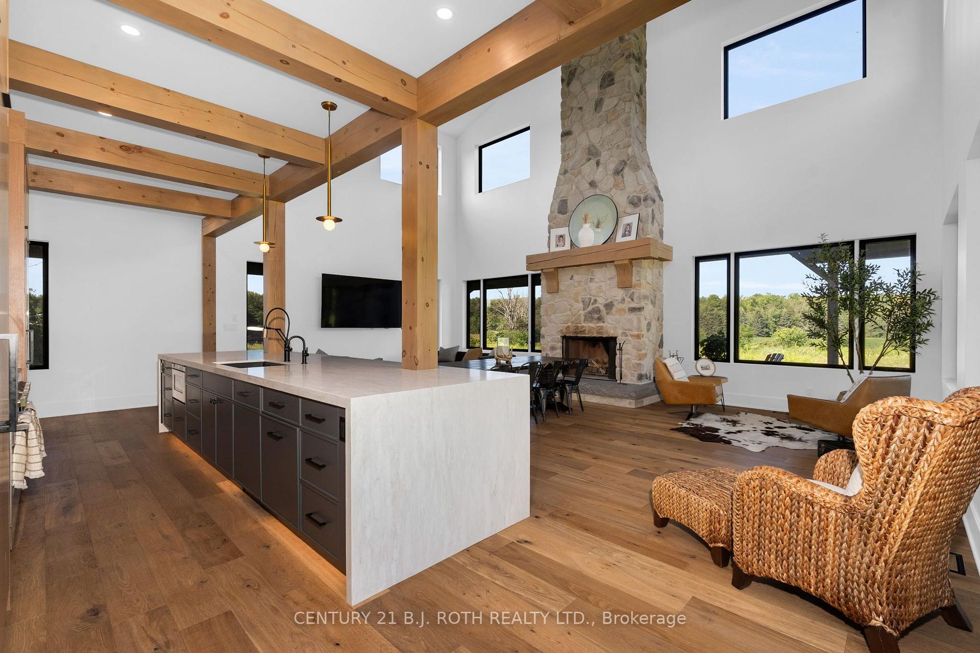 Photo 10 of 2224 Rainbow Valley Road W, Springwater, Rural Springwater — HOMEH