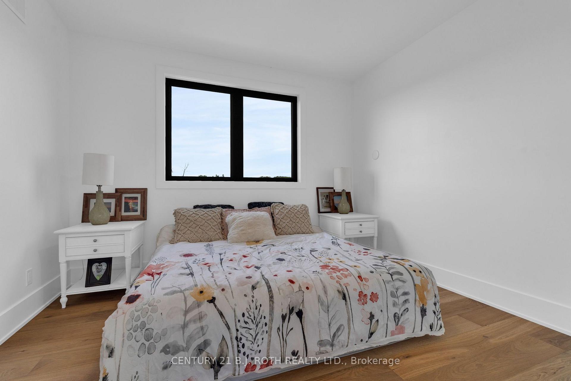 Photo 19 of 2224 Rainbow Valley Road W, Springwater, Rural Springwater — HOMEH