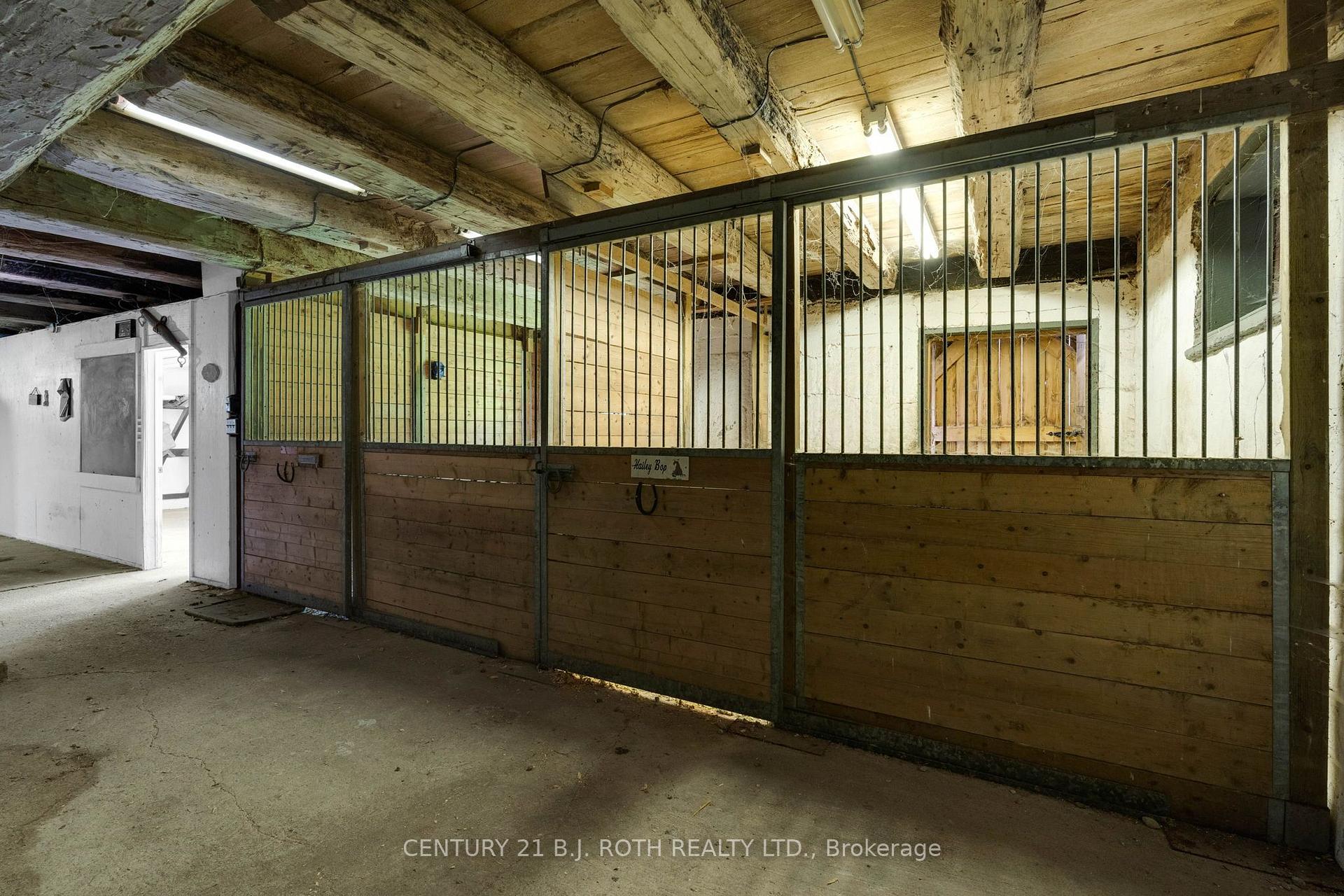 Photo 30 of 2224 Rainbow Valley Road W, Springwater, Rural Springwater — HOMEH