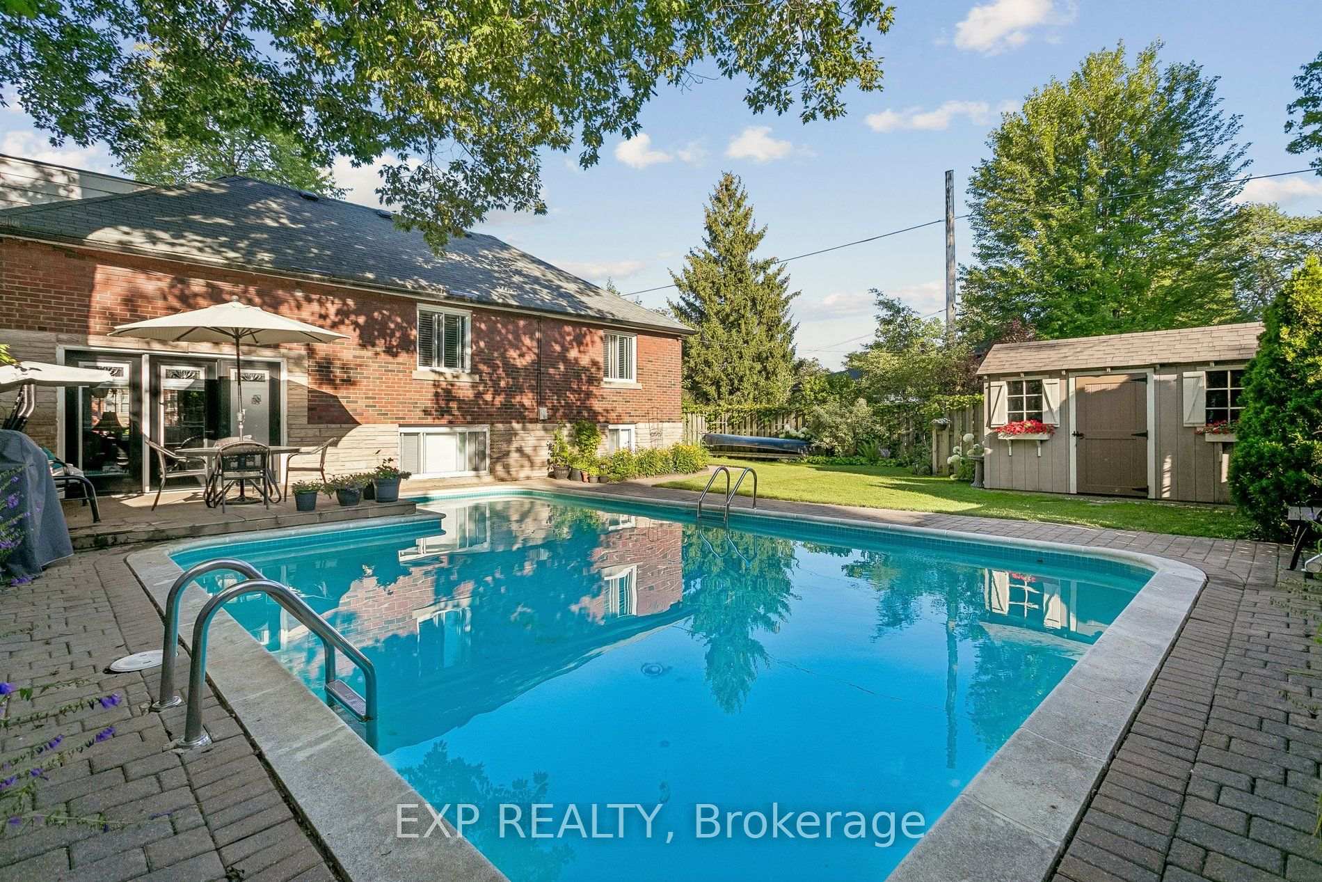 Photo 6 of 44 Thirty Fifth Street, Etobicoke, Long Branch — HOMEH