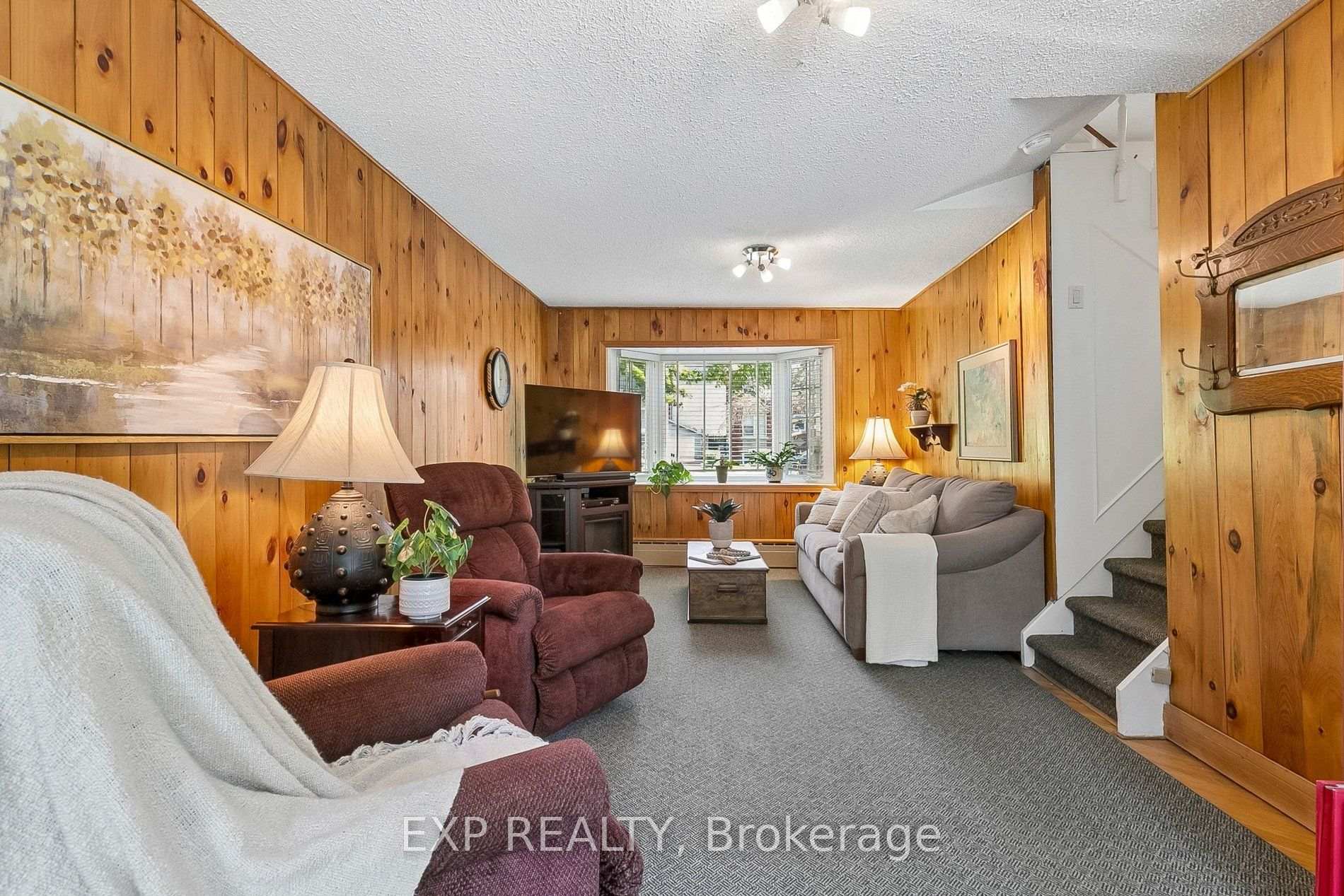 Photo 24 of 44 Thirty Fifth Street, Etobicoke, Long Branch — HOMEH