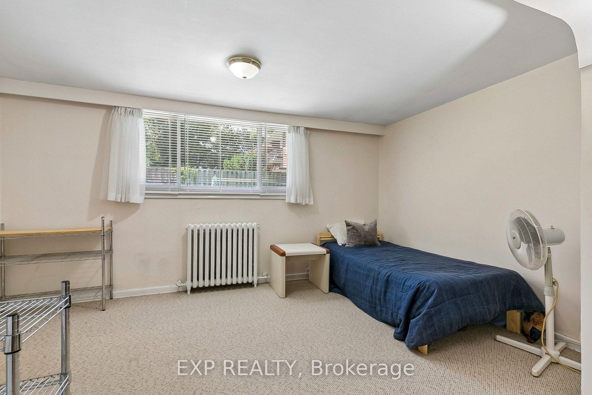 Photo 35 of 44 Thirty Fifth Street, Etobicoke, Long Branch — HOMEH