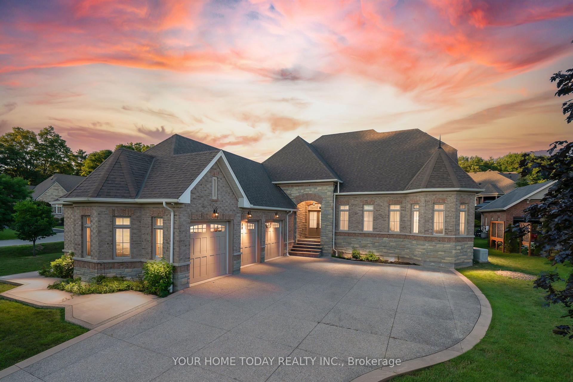 Photo 1 of 86 Barraclough Boulevard, Halton Hills, Glen Williams — HOMEH