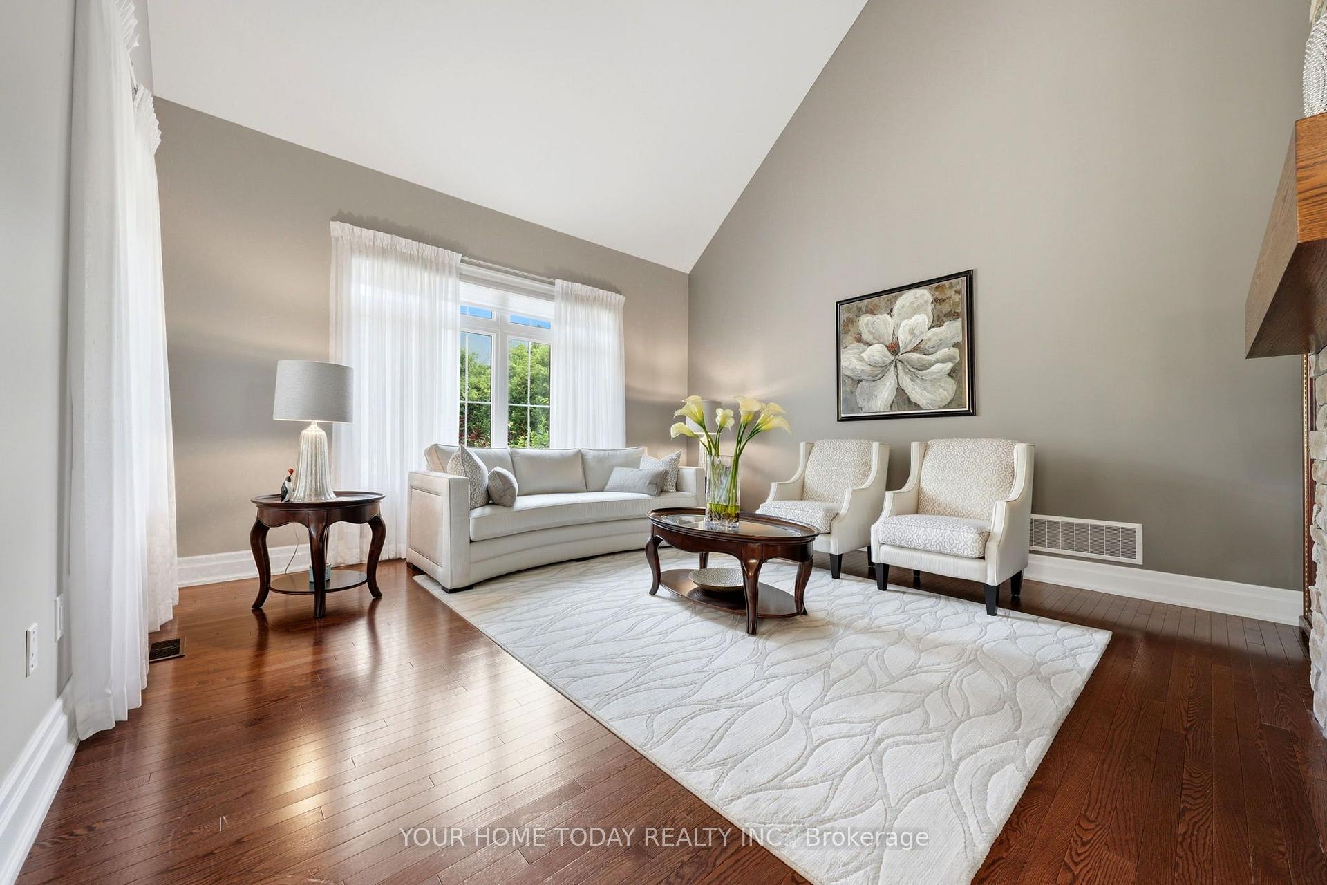 Photo 16 of 86 Barraclough Boulevard, Halton Hills, Glen Williams — HOMEH