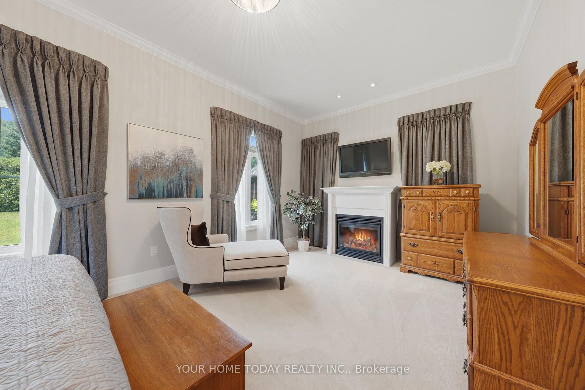 Photo 18 of 86 Barraclough Boulevard, Halton Hills, Glen Williams — HOMEH